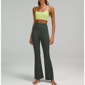 Groove Super-High-Rise Flared Pant Nulu